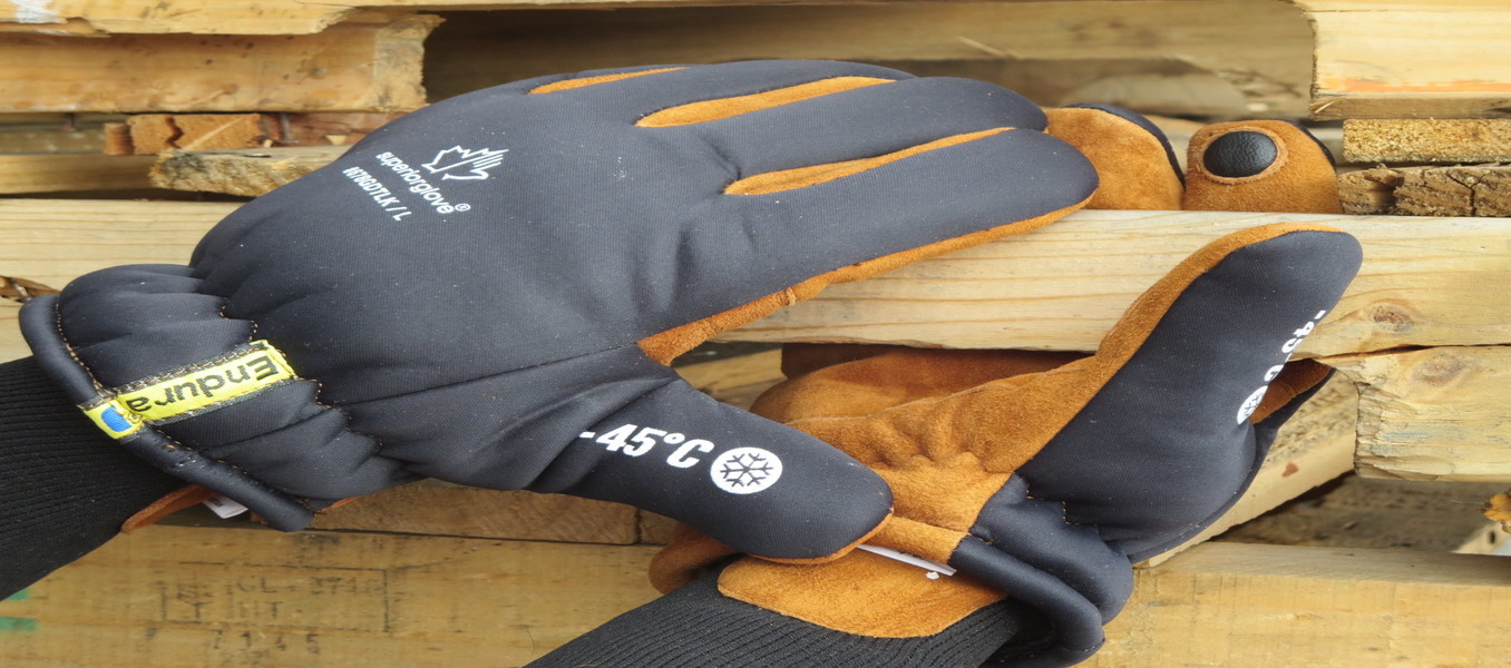 Keep Hands Warm And Dry With Endura® Waterproof Freezer Gloves